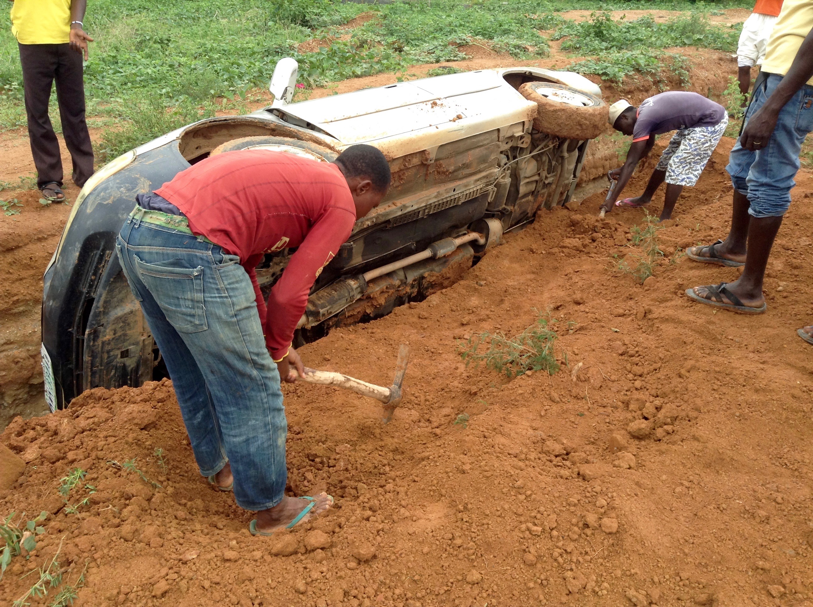 Man over machine, Ushafa Village, Nigeria. #JujuFilms
