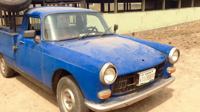 Peugeot 404 Pickup truck, Odoragunshin, Epe, Lagos, Nigeria. #JujuFilms