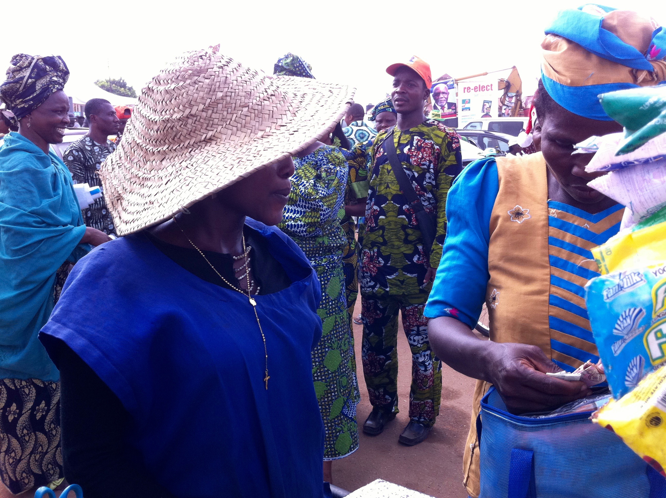 Fan Ice Lady @ Samuel Ogbemudia Stadium, Benin City, Edo State, Nigeria. #JujuFilms